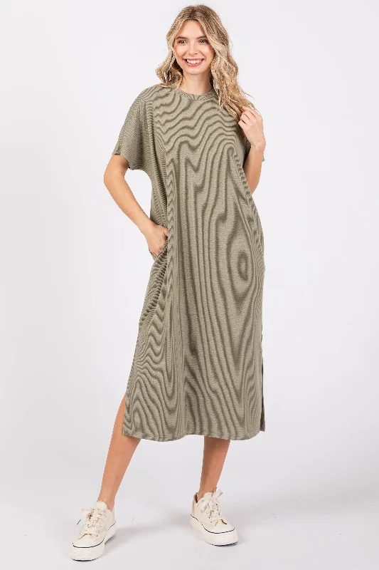 Perfect fashion pieces for the busy woman   Light Olive Ribbed Short Dolman Sleeve Side Slit Midi Dress