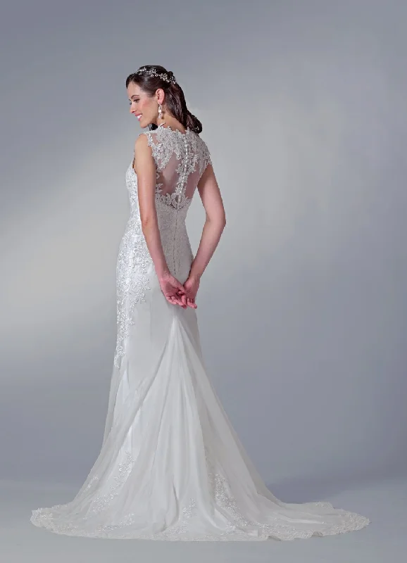 Discover the latest trends in women’s fashion   Bridal 202035