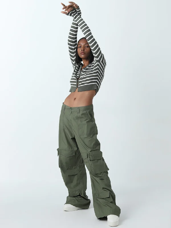 Nuon Olive Cargo-Style Wide Leg Fit Mid-Rise Trousers