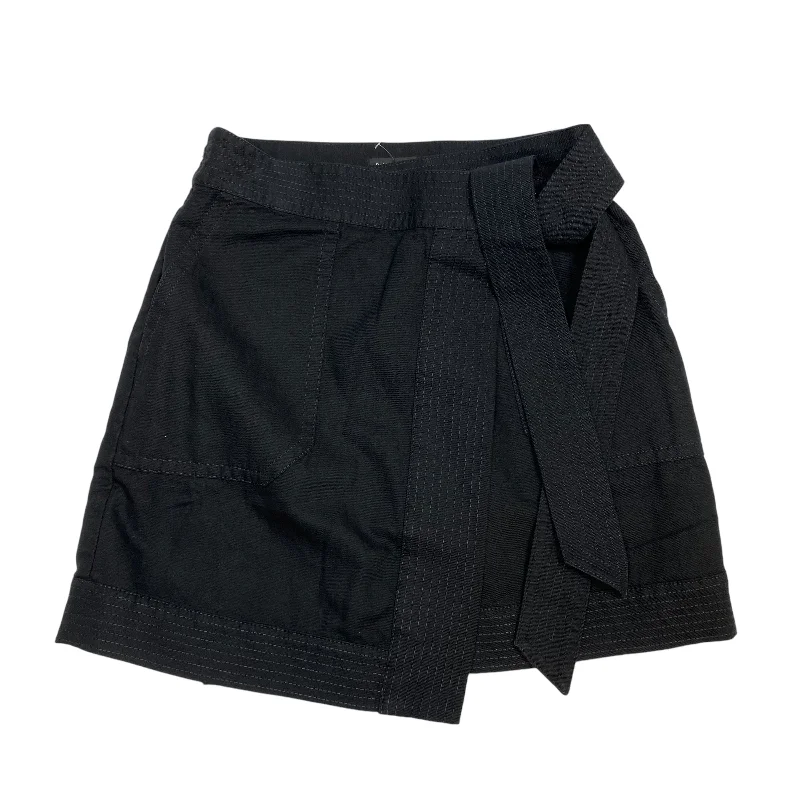 Fashion-forward styles that make a statement   Skirt Mini & Short By Banana Republic In Black, Size: Xs