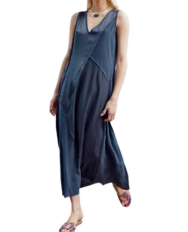 Elegant casual clothing for modern women   Twirl Wave Dress In Agave